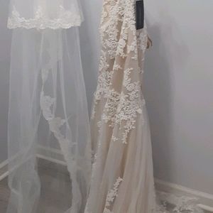 CocoMelody Wedding gown and matching veil